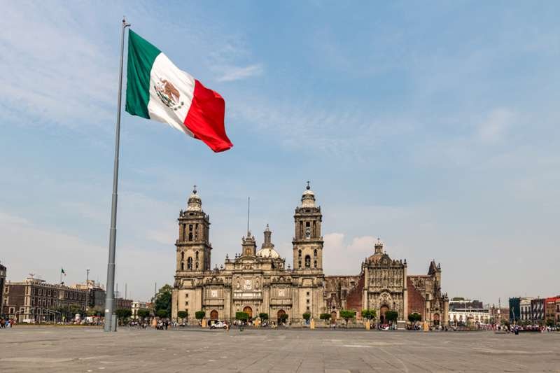 Mexico City cathedral. Credit: Diego Grandi/Shutterstock.