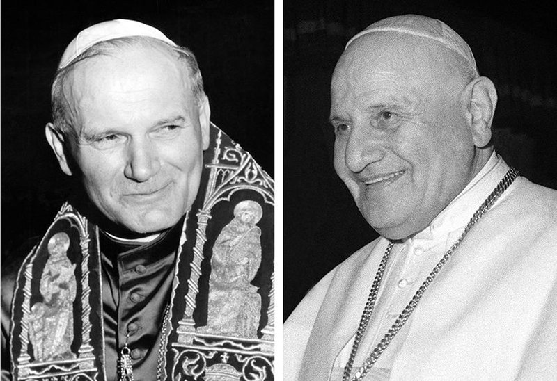 60uw8juk1q 03 gomez popes
