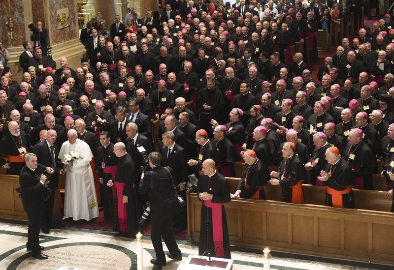 Pope Francis arrives to the Cathedral of St. Matthew the Apostle for a meeting with U.S. bishops Sept. 23 in Washington. (CNS photo/Jonathan Newton