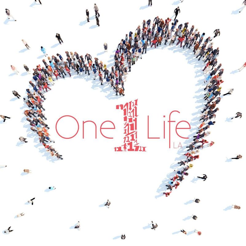 7iqpky7905 One Life LA heart