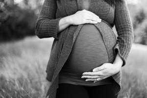 7js05hw6r5 Pregnant Credit Unsplash CNA