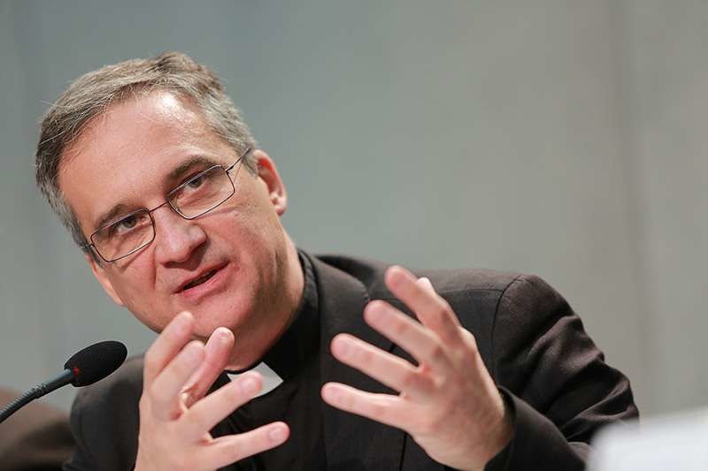 Monsignor Dario Vigan√≤