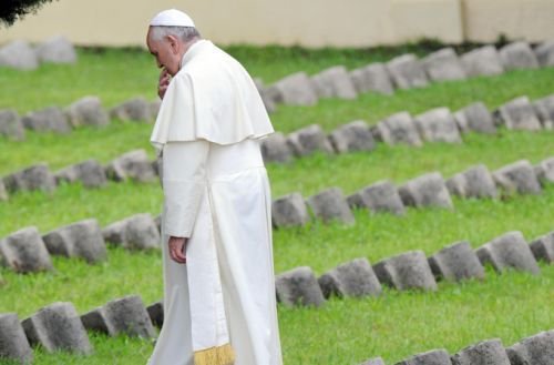 Pope Francis visits the Austro-Hungarian cemetery in Fogliano Sept. 13