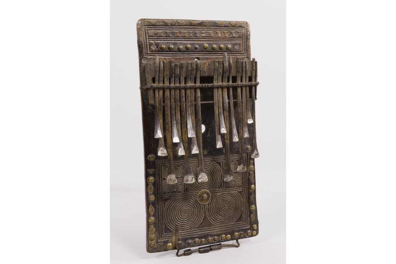 "Lamellophone (chisanji)