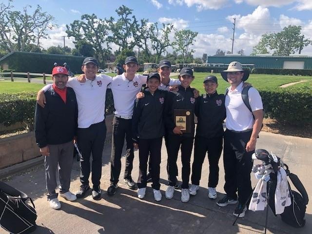 Mater Dei golf team. 