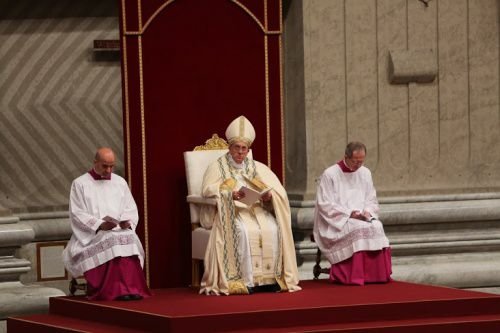 Celebration of Vespers on the eve of Divine Mercy Sunday 2015. Credit: Elise Harris/CNA.