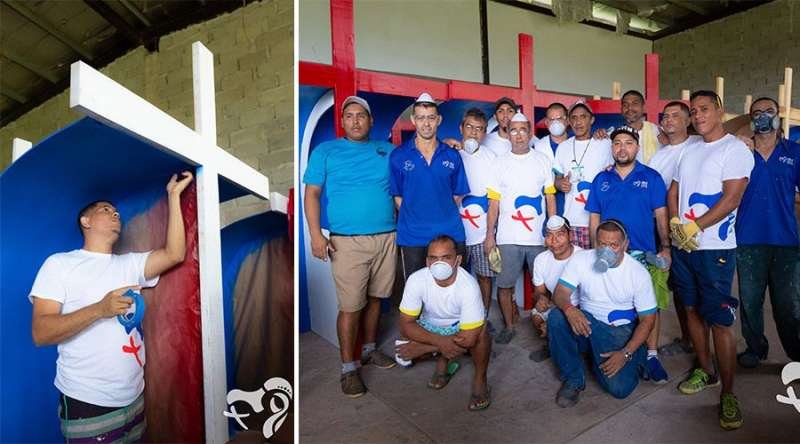 Inmates construct confessionals for the 2019 World Youth Day. Credit: World Youth Day 2019 Panama.