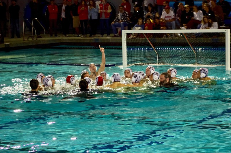 Mater Dei players and coaches celebrates their 2017 CIF-SS Division 1 title in boys’ water polo. (CREDIT: MATER DEI HIGH SCHOOL)