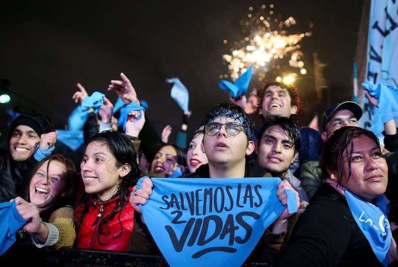Pro-life advocates celebrate in Buenos Aires