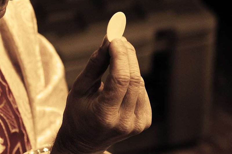 Eucharist. Credit: Alexey Gotovskyi /CNA