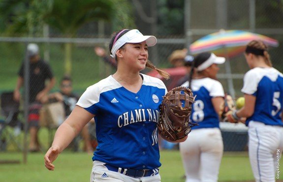 Chaminade softball. Photo courtesy goswords.com. 