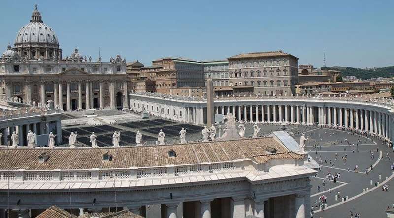 St. Peter's Square. CNA file photo.