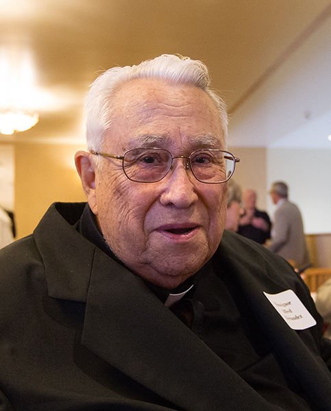 obits-hernandez