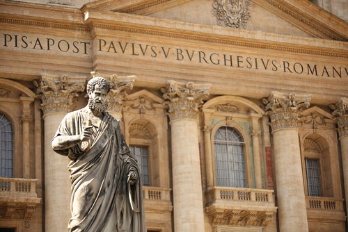 Statue of St. Peter by Giuseppe de Fabris at St Peter's Square