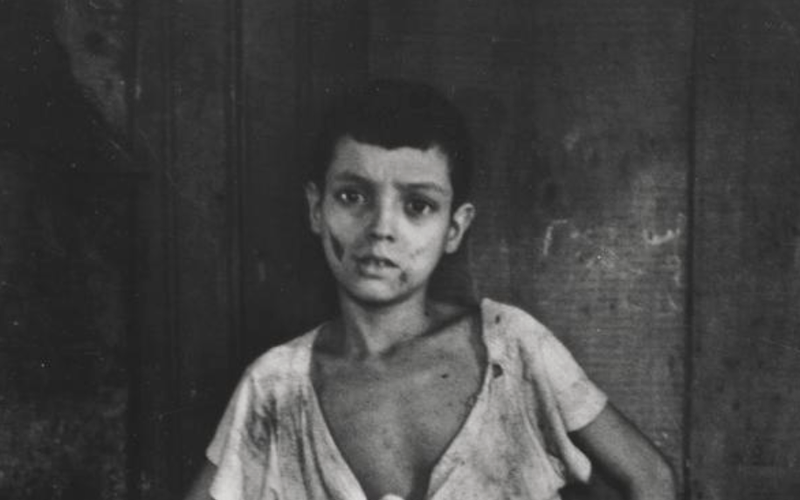 "Flávio da Silva," Rio de Janeiro, Brazil, 1961, by Gordon Parks. (© The Gordon Parks Foundation/J. Paul Getty Museum)