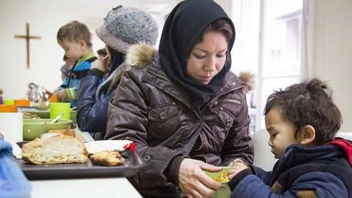A soup kitchen for refugees in Athens. (Elie Gardner/Catholic Relief Services via CNA)