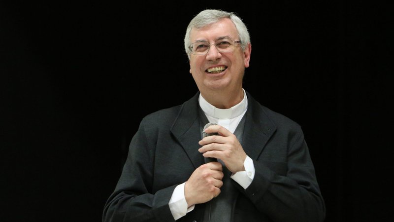 Pope Francis has appointed Father Luis M. Romero Fernandez, vicar of Hispanic ministry and evangelization for the Diocese of Rockville Centre, N.Y., to be an auxiliary bishop of the diocese. Bishop-designate Romero, 65, who is a priest of the Institute of Christ the Redeemer, also serves as pastor of Our Lady of Loretto Church in Hempstead, N.Y., and is seen speaking at a parish event in 2015. (CNS photo/Gregory A. Shemitz)