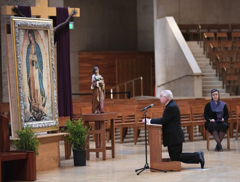 Pope Francis asked all Catholics and every religious community to spiritually unite in prayer on the feast of St. Joseph, amid worsening conditions related to the global coronavirus (COVID-19) outbreak. (Victor Alemán) 