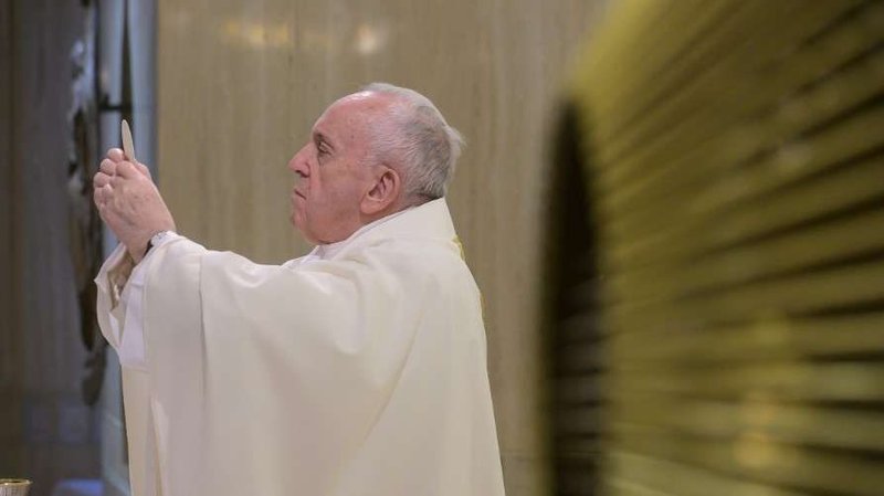 Pope Francis celebrates Mass in the chapel of the Casa Santa Marta April 18, 2020. (Vatican Media via CNA)