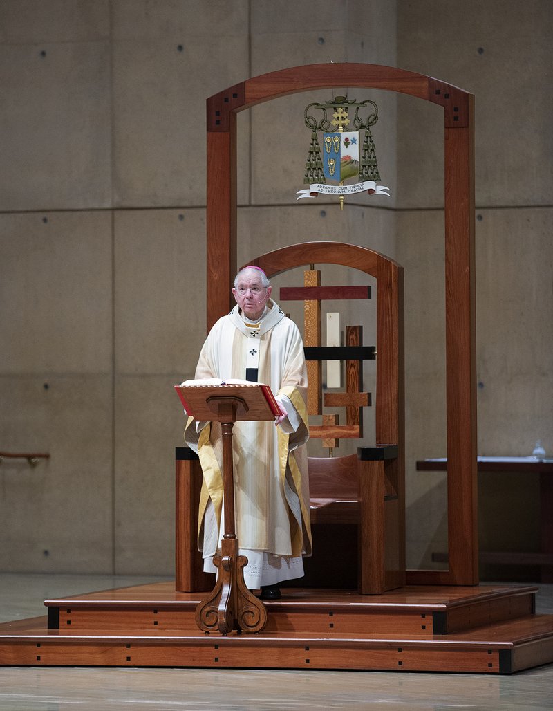 EASTER SUNDAY MASS ARCHBISHOP 20 4 VL5 A6482 124