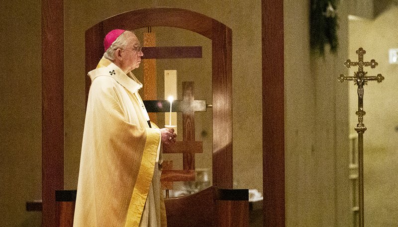Archbishop Gomez celebrates the Easter Vigil Mass at the Cathedral of Our Lady of the Angels April 11. (Victor Alemán)