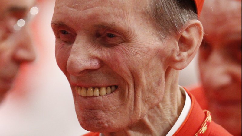 Cardinal Renato Corti, a popular retreat master and spiritual director, died May 12, 2020, at the age of 84. He is pictured in a 2016 photo. (CNS photo/Paul Haring)