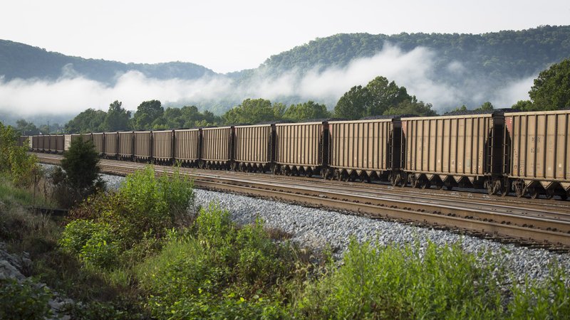 A train carries coal near Ravenna, Ky., in this 2014 file photo. (CNS photo/Tyler Orsburn)