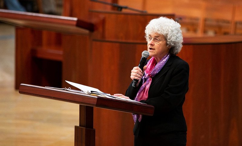 Sister Rosanne Belpedio, CSJ, during a liturgy at the Cathedral of Our Lady of the Angels in 2016. (Victor Alemán)