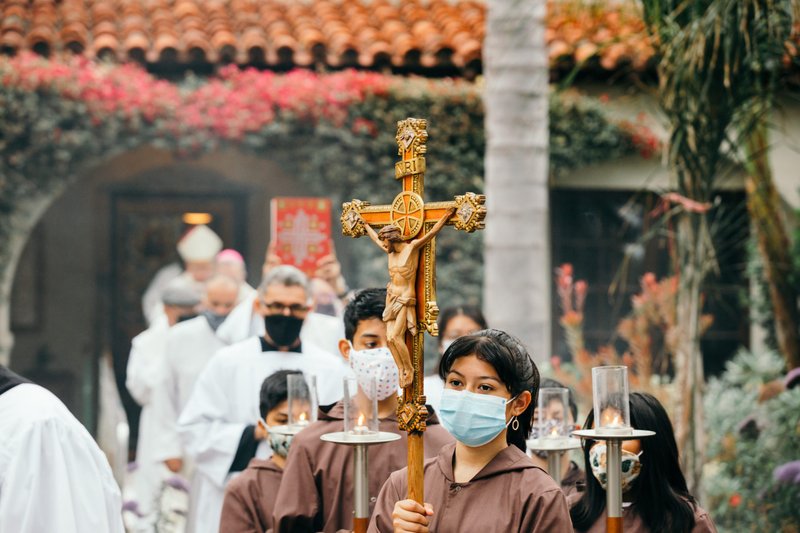 Mission Basilica San Buenaventura was unveiled as the first basilica in the Archdiocese of Los Angeles, and the 88th in the United States, during a special Mass held outside in the mission’s garden on July 15, 2020. (Colton Machado/Archdiocese of LA)