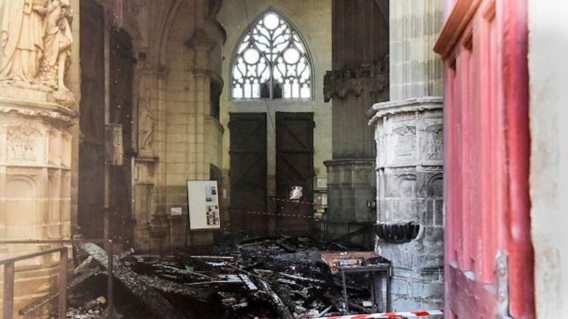 The damage inside the Saint-Pierre-et-Saint-Paul cathedral in Nantes, western France after a July 18 fire. (SEBASTIEN SALOM-GOMIS/AFP/Getty Images via CNA)