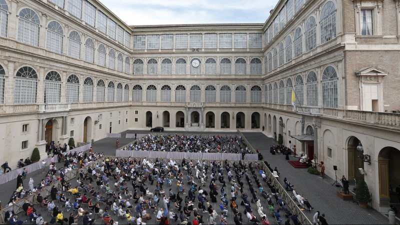 Pope Francis leads his general audience in the San Damaso courtyard at the Vatican Sept. 2, 2020. It was the pope's first public audience with pilgrims in six months. (CNS photo/Paul Haring)
