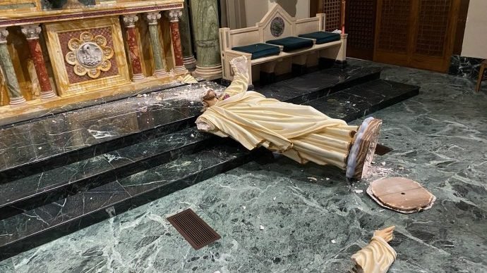 The destroyed statue of the Sacred Heart of Jesus at St. Patrick's Cathedral in El Paso, Sept. 15, 2020. (Diocese of El Paso via CRux)