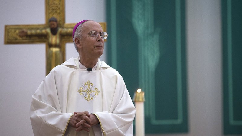 Bishop Mark J. Seitz of El Paso, Texas, celebrates Mass at St. Pius X Church in El Paso Sept. 23, 2019. (CNS photo/Tyler Orsburn)