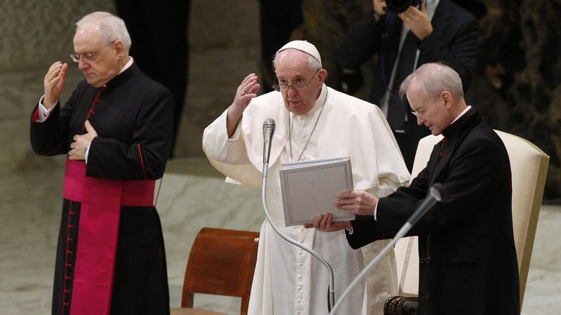 Pope Francis delivers his blessing during his general audience in Paul VI hall at the Vatican Oct. 21, 2020. (CNS photo/Paul Haring)