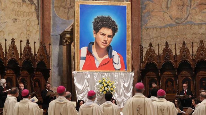 An image of Carlo Acutis was unveiled at his beatification Mass in Assisi, Italy Oct. 10, 2020. (Daniel Ibanez/CNA)