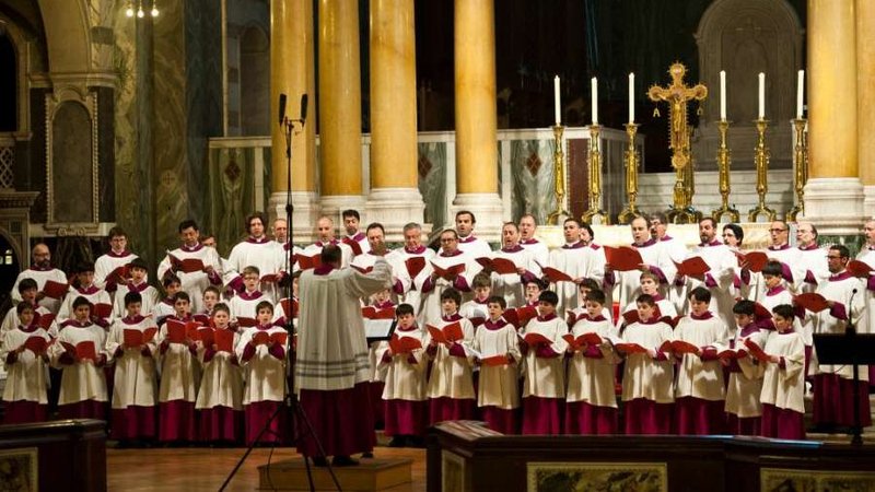 The Sistine Chapel Choir sings at Westminster Cathedral in London, England, May 6, 2012. (Mazur/catholicnews.org.uk via CNA)