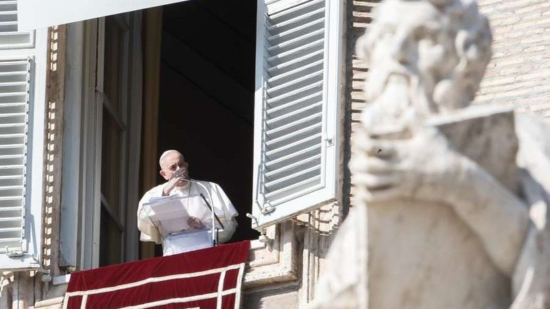 Pope Francis gives the Angelus address Nov. 1, 2020. (Daniel Ibáñez/CNA)