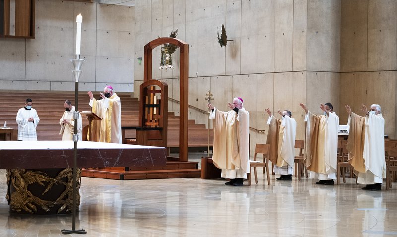 Archbishop Gomez and Bishop O’Connell celebrate the annual World Day of the Sick Mass Feb. 13, 2021, at the Cathedral of Our Lady of the Angels. (Victor Alemán)