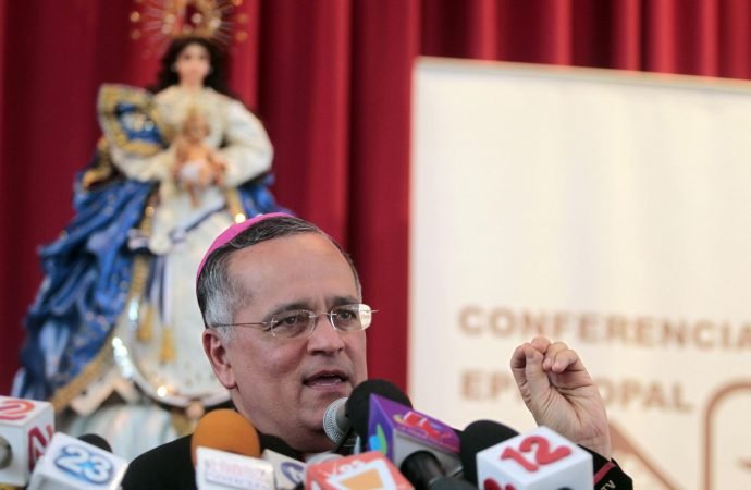 Nicaraguan Auxiliary Bishop Silvio Baez Ortega of Managua is seen in this 2013 file photo. (Oswaldo Rivas/Reuters via CNS)