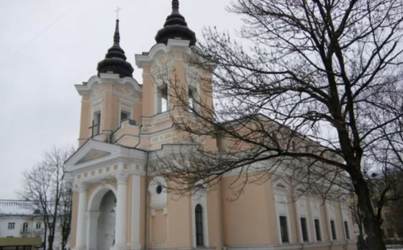 The Church of Sts. Peter and Paul in Novgorod, Russia. (pd)