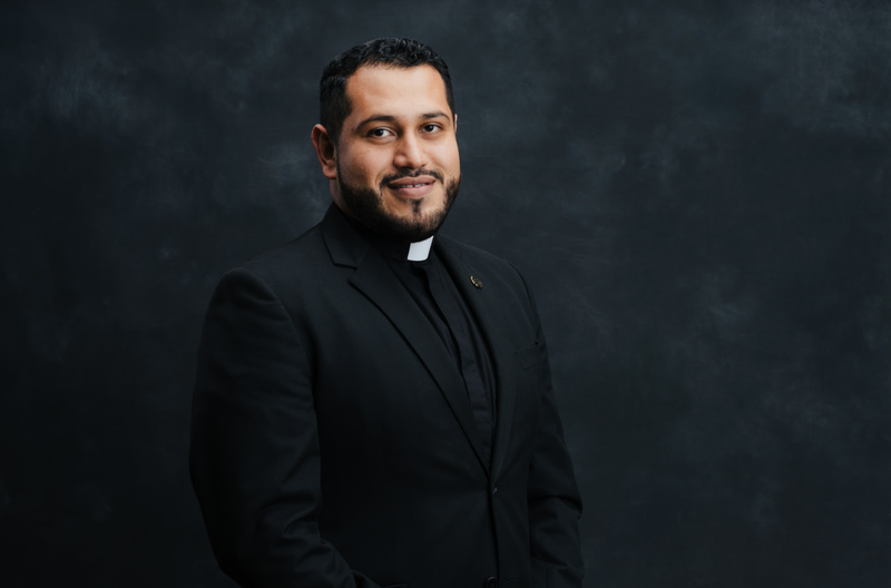Cesar Guardado (Peter Lobato)