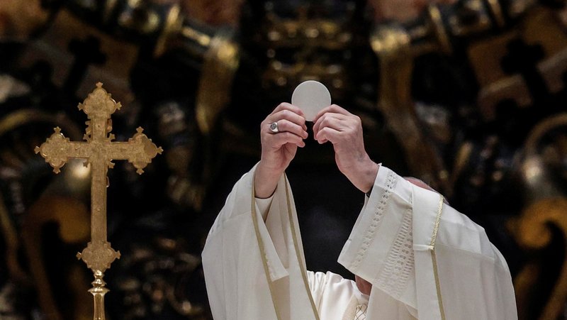 Pope Francis celebrates the Eucharist during Mass on the feast of Corpus Christi in St. Peter's Basilica at the Vatican June 6, 2021. (CNS photo/Giuseppe Lami, Reuters pool)