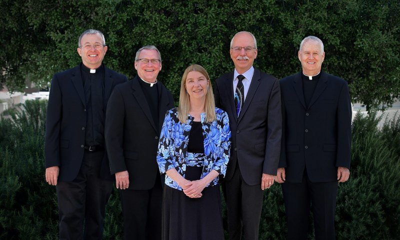 The honorees of this year's St. John Seminary Annual Awards Gala, from left to right: Father Patrick Mullen, Msgr. Jim Forsen, Christopher and Laura Meissner, and Msgr. Tim Nichols. (St. John's Seminary)