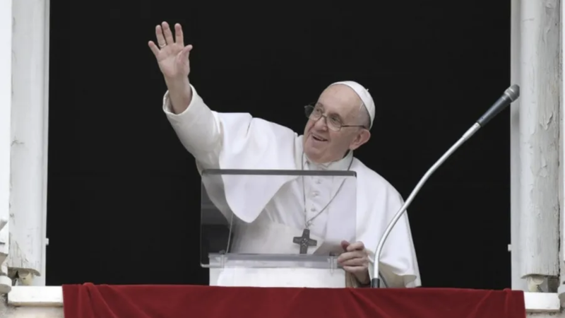 Pope Francis waves during his Angelus address at the Vatican, Aug. 8, 2021. (Vatican Media via CNA)