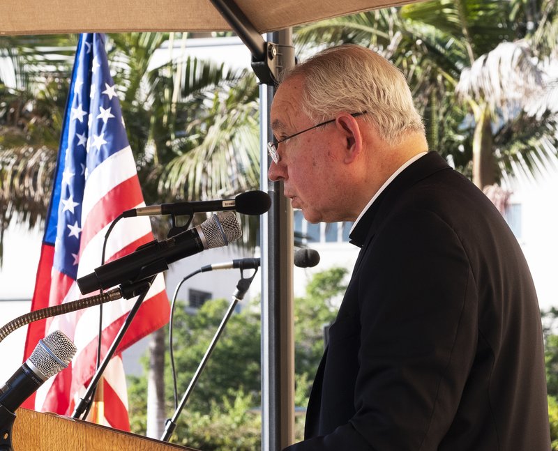 Archbishop Gomez addresses attendees at the 16th annual Los Angeles Catholic Prayer Breakfast. (Victor Alemán)
