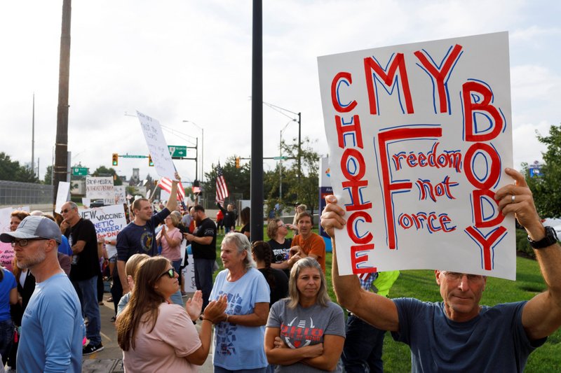 An anti-COVID-19 vaccine mandate protest in Akron, Ohio, Aug. 16, 2021. (CNS photo/Stephen Zenner, Reuters)