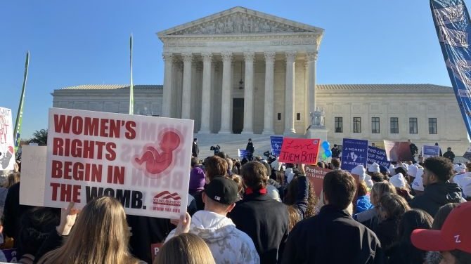 Thousands of pro-life advocates gathered outside the U.S. Supreme Court in Washington, D.C., on Dec. 1, 2021, in conjunction with oral arguments in Dobbs v. Jackson Women's Health Organization. (Katie Yoder/CNA)