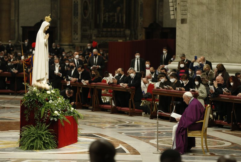 Pope Francis consecrates the world and, in particular, Ukraine and Russia to the Immaculate Heart of Mary during a Lenten penance service in St. Peter's Basilica at the Vatican March 25, 2022. (CNS photo/Paul Haring)