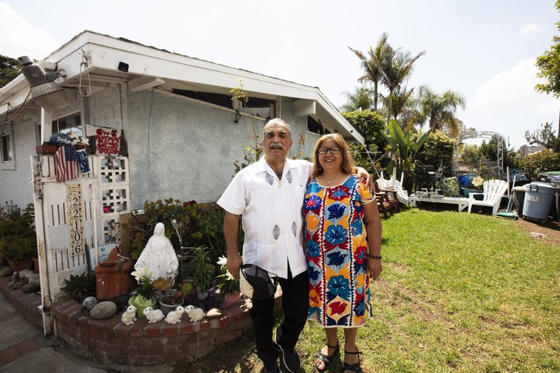 Rick and Modesta Pulido at their home. (Victor Alemán)