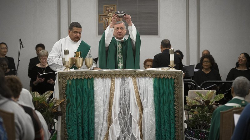 Cardinal Blase J. Cupich of Chicago celebrates the opening Mass Jan. 25, 2020, at the Catholic Social Ministry Gathering in Washington. (CNS photo/Tyler Orsburn)